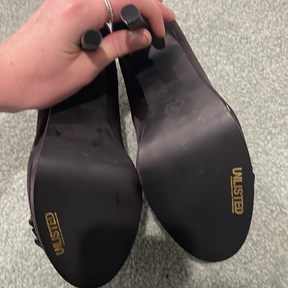 Ruffled Beaded Unlisted Kenneth Cole Platform Heel Satin - Picture 3 of 3